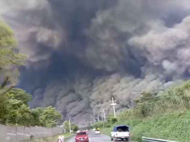 Billowing ash cloud approaching